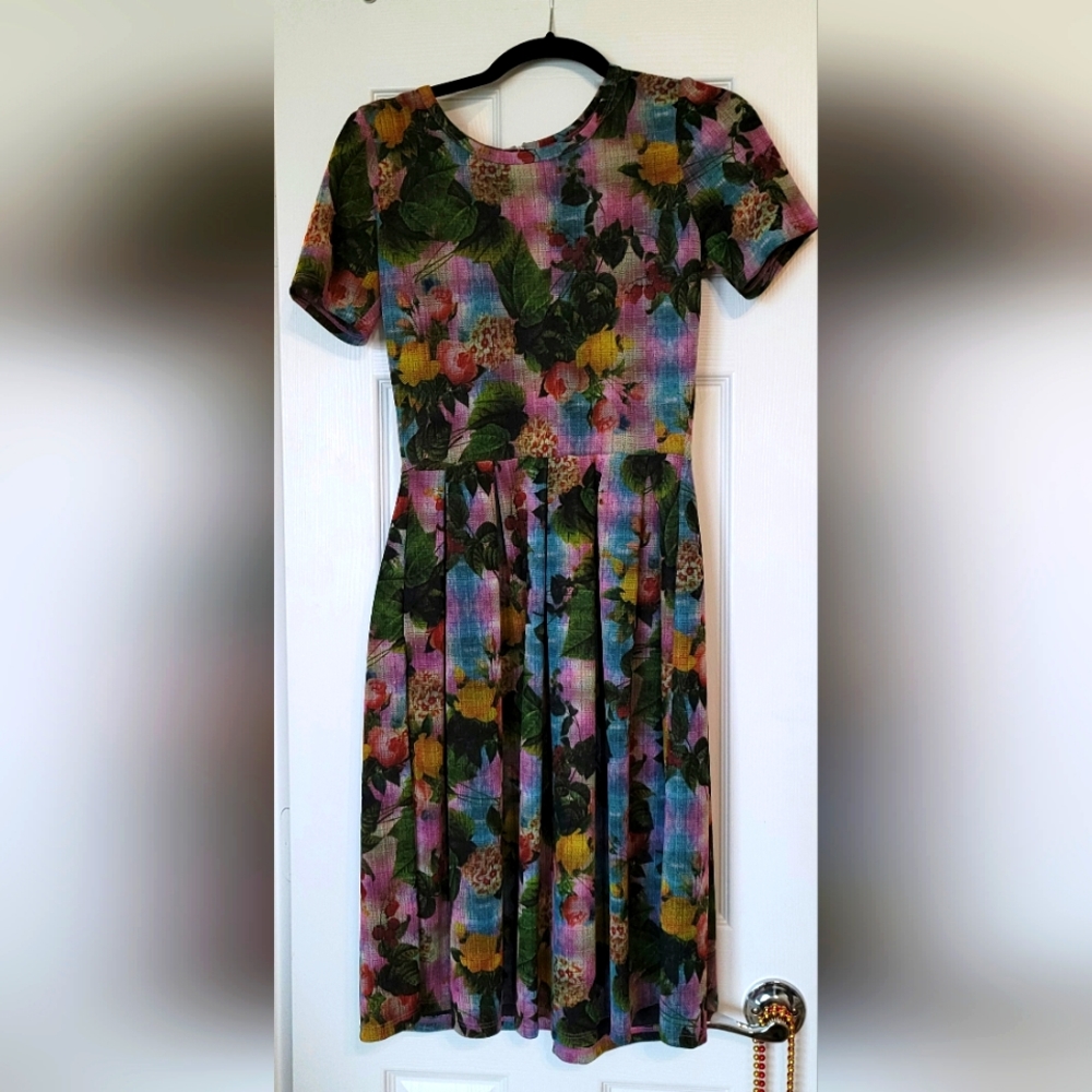 Small Lularoe Dress